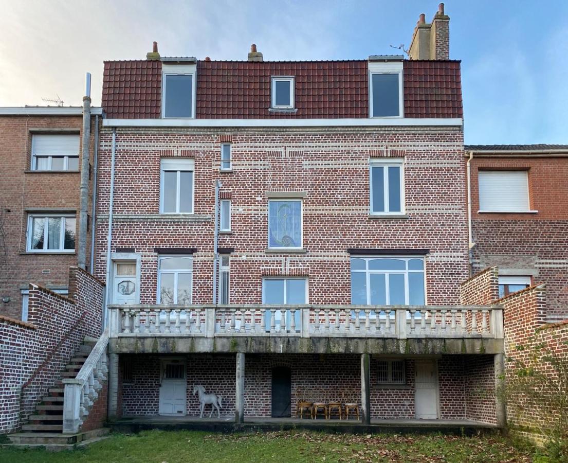 A La Villa Perroy Les Chambres Sont Spacieuses Et Les Petit-Dejeuners Offerts Dunkirk Eksteriør bilde