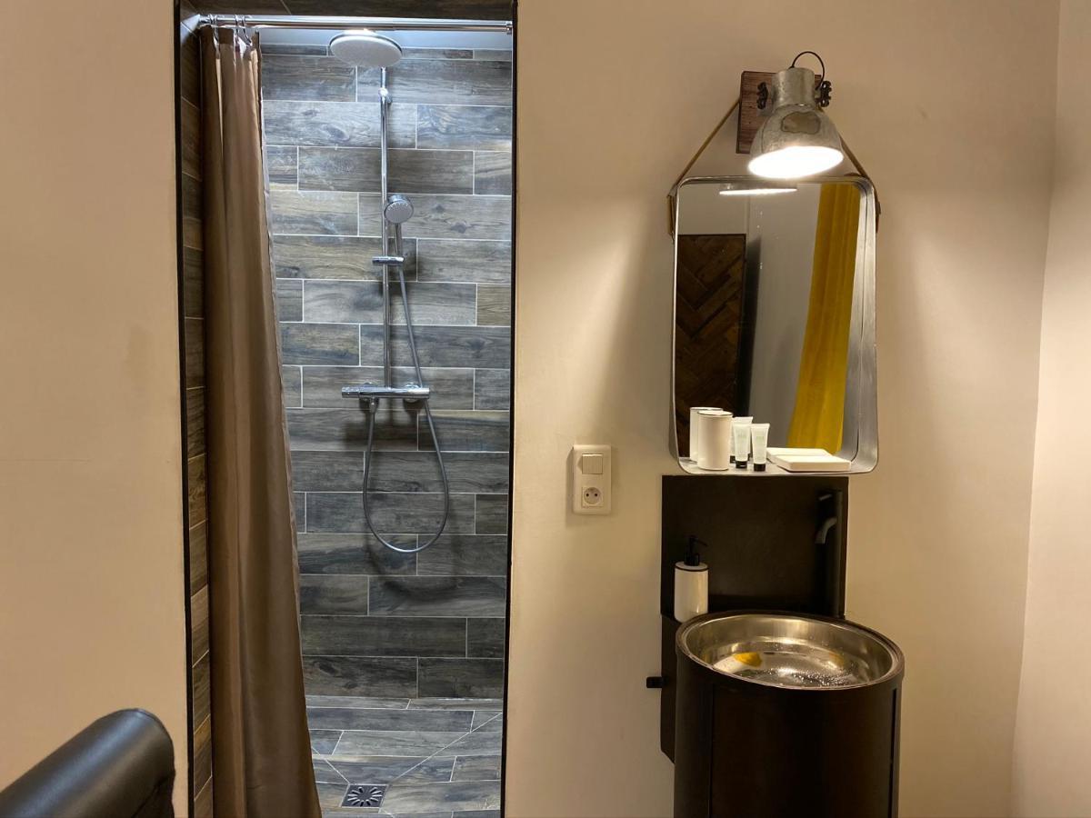 A La Villa Perroy Les Chambres Sont Spacieuses Et Les Petit-Dejeuners Offerts Dunkirk Eksteriør bilde