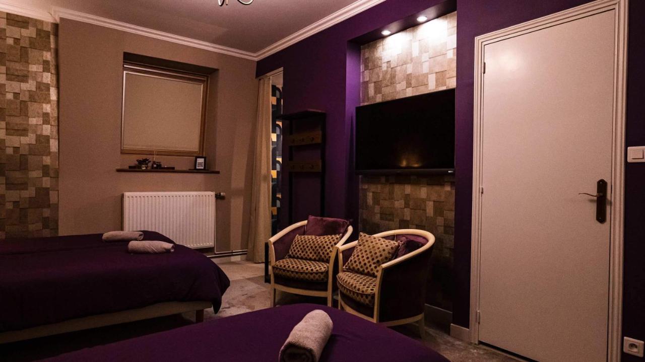 A La Villa Perroy Les Chambres Sont Spacieuses Et Les Petit-Dejeuners Offerts Dunkirk Eksteriør bilde